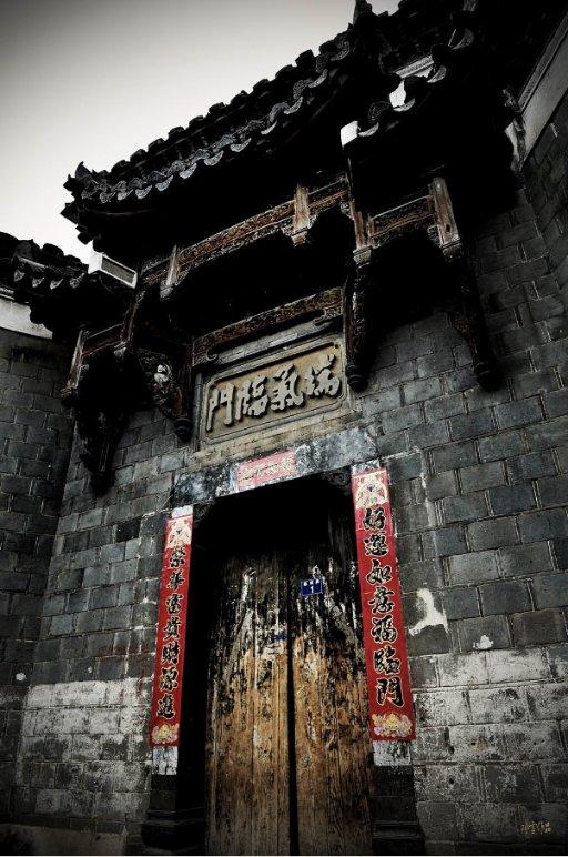 欢乐砸瓶子